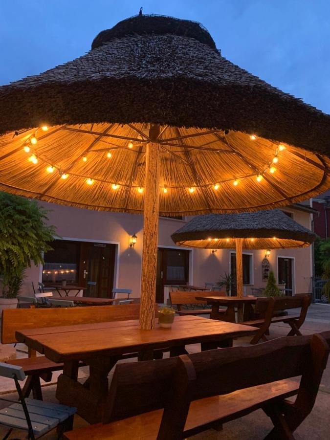 Pension Cubana Rothenburg  Eksteriør billede