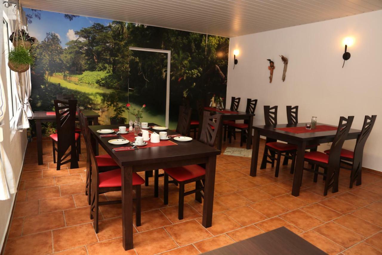 Pension Cubana Rothenburg  Eksteriør billede